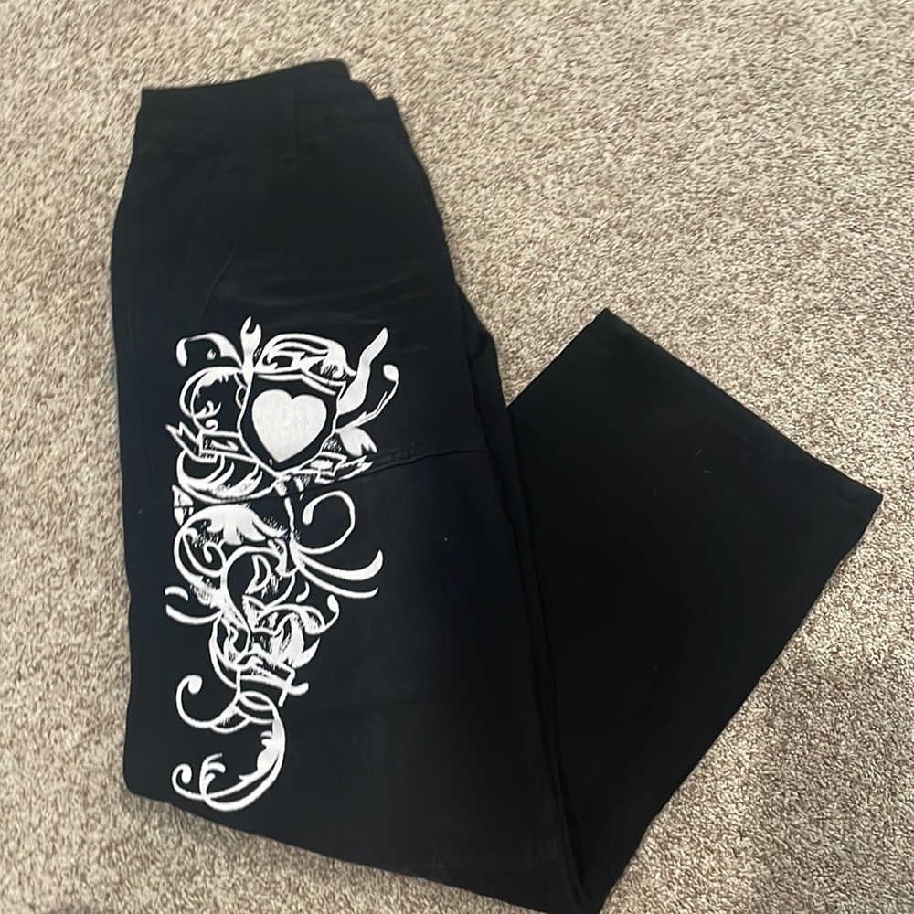Black Grunge Jeans w/ Heart Print